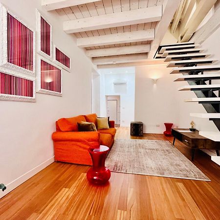 Riverside Loft Navigli - Spacious Two-Bedroom Apartment Milan Luaran gambar