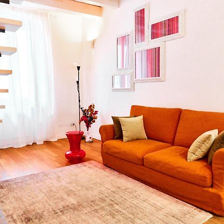 Riverside Loft Navigli - Spacious Two-Bedroom Apartment Milan Luaran gambar