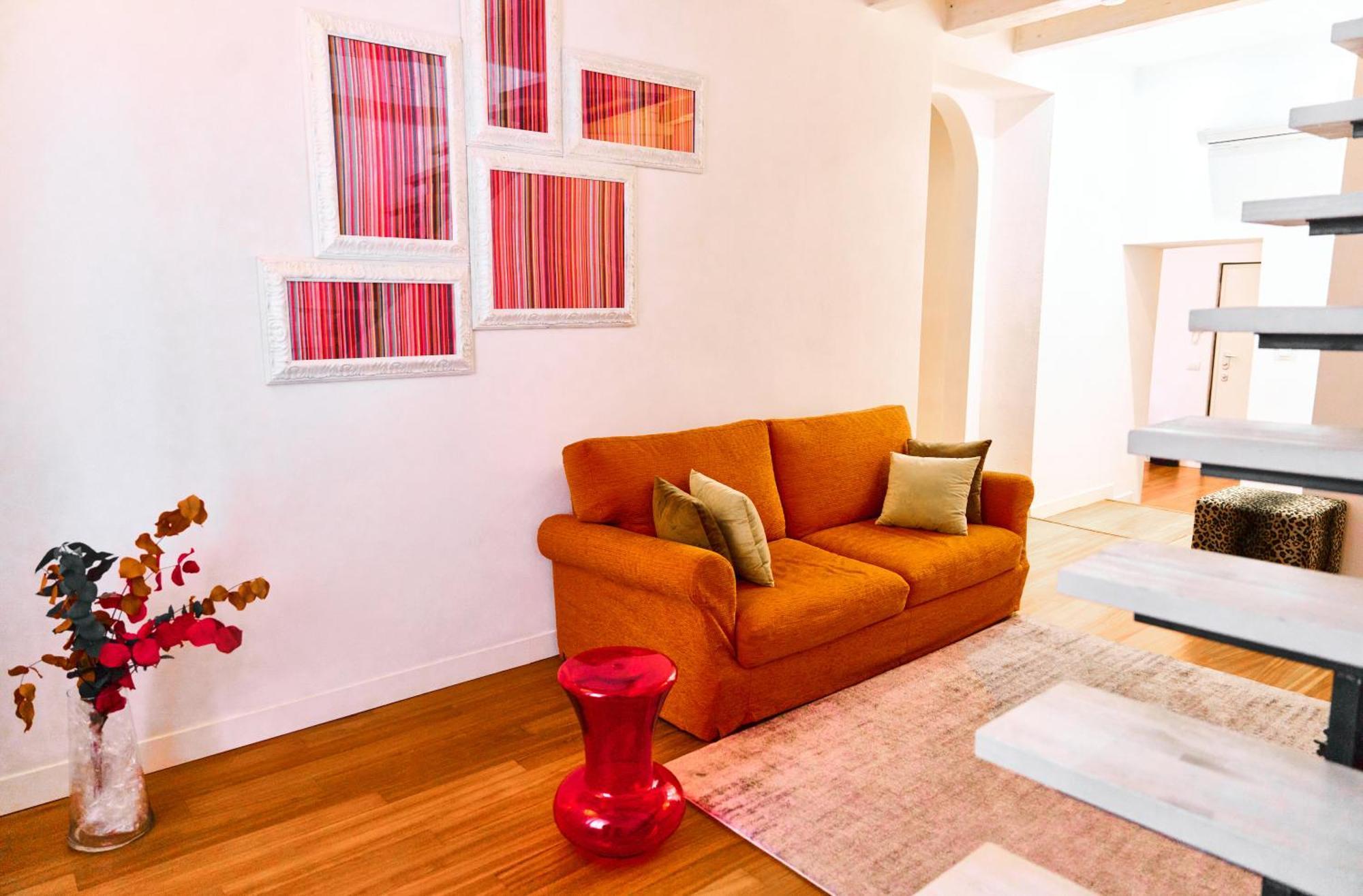 Riverside Loft Navigli - Spacious Two-Bedroom Apartment Milan Luaran gambar